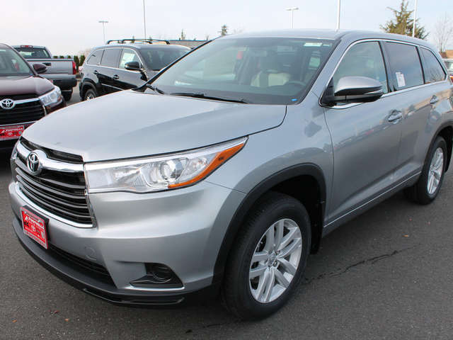 2015 Toyota Highlander in Burlington at Foothills Toyota