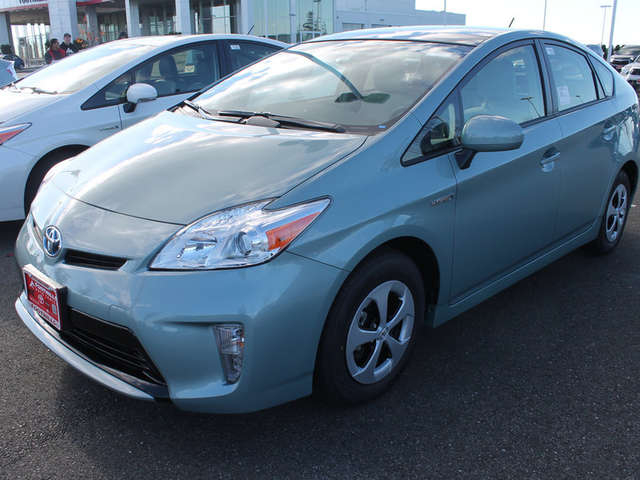 2015 Toyota Prius in Burlington at Foothills Toyota